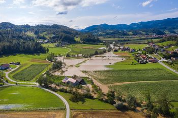 Obvestilo - Poziv za dodelitev denarne pomoči študentom, ki so utrpeli posledice zaradi poplav v Sloveniji v letu 2023 - Fundacije Študentski tolar