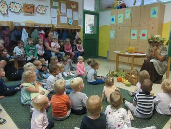 Tetka Jesen na obisku v vrtcu Cirkovce