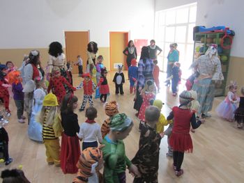 Pustni čas v vrtcu v Cirkovcah Pustni čas v vrtcu v Cirkovcah