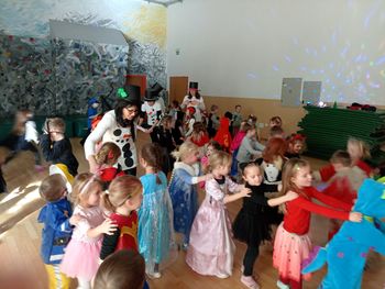 Pust širokih ust v Vrtcu Cirkovce