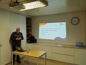 PREDAVANJE DRUŠTVA HOSPIC ZA PROSTOVOLJCE RKS-OZ TREBNJE