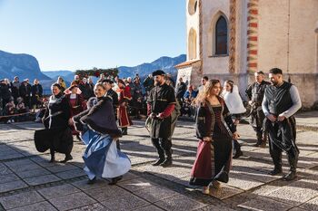 Ples z graščakom Ples z graščakom