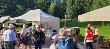 Solidarnost na delu: Turistično društvo Bled podpira prizadete v poplavah na dobrodelni prireditvi ob Blejskem jezeru