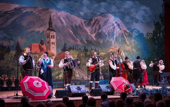 VABILO NA JUBILEJNO 20. PRIREDITEV VESELO PO DOMAČE