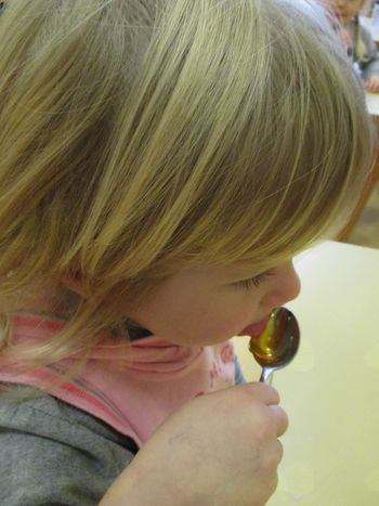 OZAVEŠČANJE OTROK O KULTURNI DEDIŠČINI IN NAVAJANJE NA ZDRAVO PREHRANO