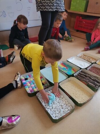 MOJIH PET ČUTIL MOJIH PET ČUTIL