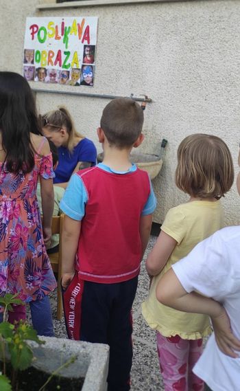 ŽIVŽAV V ENOTI PALČEK – VESELJE, USTVARJANJE IN DRUŽENJE NA IGRIŠČU