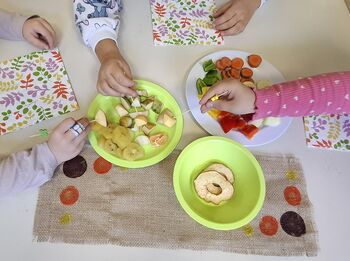 JESENSKO DRUŽENJE MED ODDELKOMA GORSKI IN ŠOLSKI PALČEK