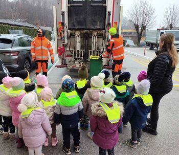 VOZILA V PROMETU IN PROMETNA VARNOST VOZILA V PROMETU IN PROMETNA VARNOST