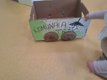 POKLICI VSE OKOLI NAS POKLICI VSE OKOLI NAS