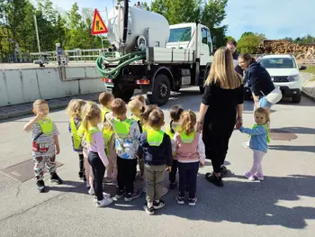 KAM POTUJE MOJ »KAKEC«?