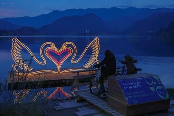 Oktobra presegli milijon nočitev