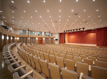 Konert Tanje Žagar: Tiho, tiho čas beži