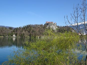 Zgradimo bolj pravičen in zdrav svet