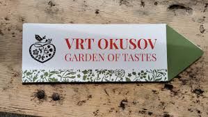 Labirint slovenskih vrtnic