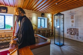 Primož Trubar na Blejskem gradu