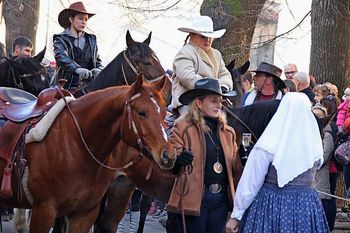 Tradicionalno 'žegnanje' konj