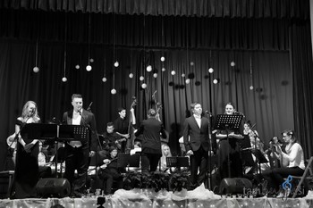 Z opernimi melodijami v praznične dni