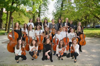 20 let šolskega godalnega orkestra 20 let šolskega godalnega orkestra