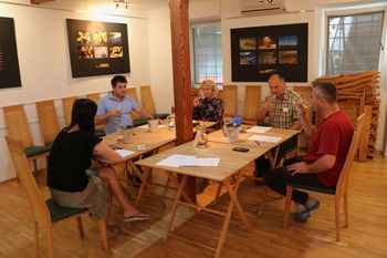 Ocenjevanje vin ponudnikov ob prireditvi Vipavska trgatev Ocenjevanje vin ponudnikov ob prireditvi Vipavska trgatev