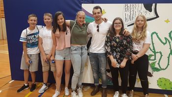 Naj pesem pove o šoli