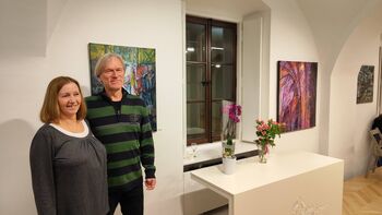 LIKOVNA RAZSTAVA JASNE IN ANDREJA VELIKONJA