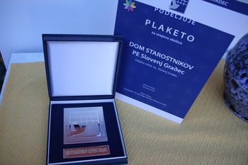 PODELITEV PRIZNANJ IN PLAKETE TDSG za urejeno okolico v letu 2019 PODELITEV PRIZNANJ IN PLAKETE TDSG za urejeno okolico v letu 2019
