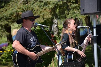 NARAZEN, VENDAR VEDNO SKUPAJ