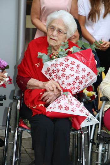 Z DOBRO VOLJO IN SMEHOM V 101 LET0