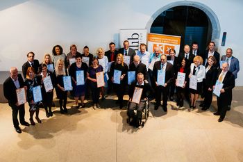 CUDV RADOVLJICA PREJEMNIK POLNEGA CERTIFIKATA DRUŽINI PRIJAZNO PODJETJE CUDV RADOVLJICA PREJEMNIK POLNEGA CERTIFIKATA DRUŽINI PRIJAZNO PODJETJE