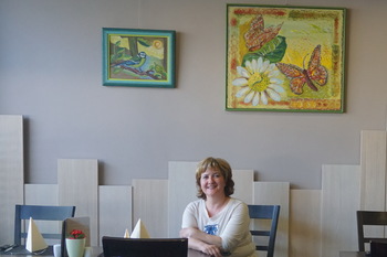 Helena Testen razstavlja v Olimiah Helena Testen razstavlja v Olimiah