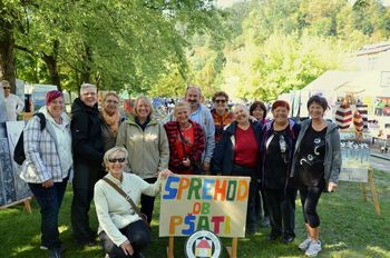 "SPREHOD OB PŠATI" - galerija v Staretovem drevoredu