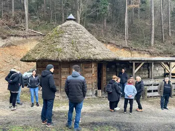 Obisk v oglarski deželi