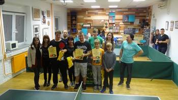 NAMIZNOTENIŠKI TURNIR  V AIA – MLADINSKEM CENTRU MENGEŠ