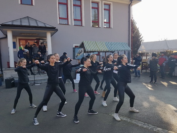 AIA – Mladinski center Mengeš na predbožičnem sejmu AIA – Mladinski center Mengeš na predbožičnem sejmu