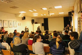 Zbor članov McM – AIA 