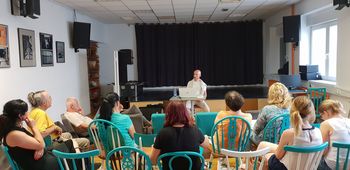 Predavanje "Moder človek se ne stara – moder človek zori." Predavanje "Moder človek se ne stara – moder človek zori."