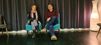 KAJ V RESNICI POMENI LJUBITI