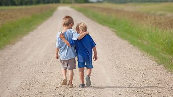 Nenasilje, povezovanje in odnosi med mladimi