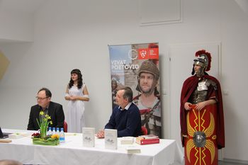 Sonce Petovione – roman p. Branka Cestnika