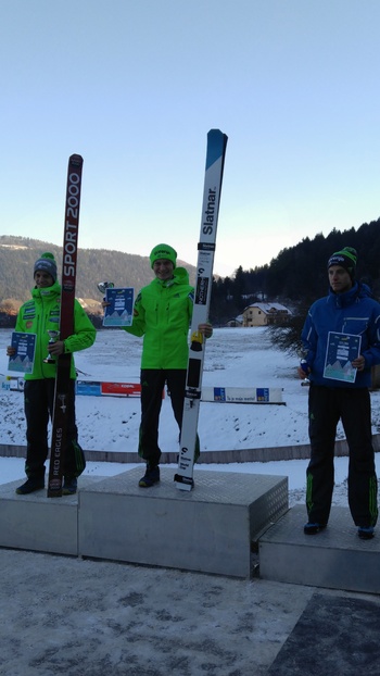 Za slovo od leta dvojna zmaga za SSK Mengeš