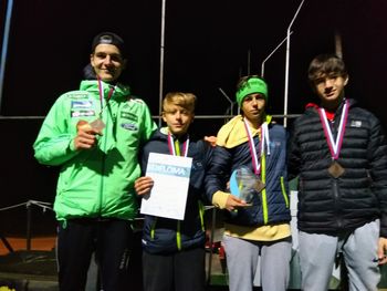 Ob Lanišku uspešno v zimo skočili tudi njegovi mlajši klubski kolegi iz SSK Mengeš 