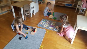 Montessori Popoldnevnice v Vrhniški hiši otrok