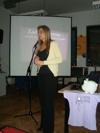 Dobrodelna akcija in predstavitev zavoda Zadnje upanje v MC Sevnica