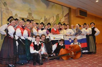 Folklorna skupina na festivalu v Pragi