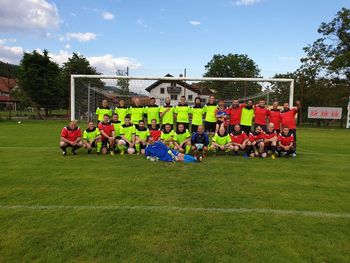 TRADICIONALNA TEKMA VZHOD : ZAHOD