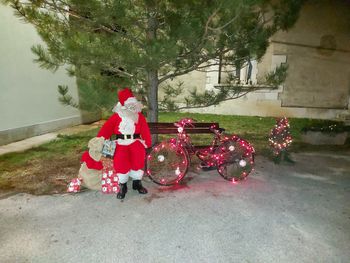 Življenje se vrti naprej