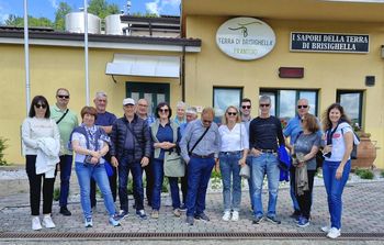 Kraški oljkarji nabirali znanje v Emiliji - Romanji