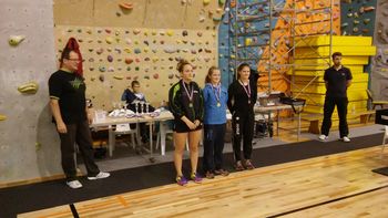 1. TOP za mladince in mladinke v namiznem tenisu