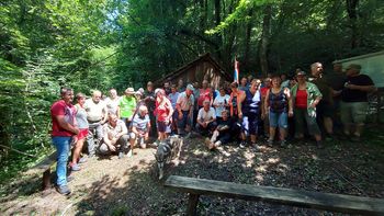 Tradicionalni pohod v Čehnarjevo dolino